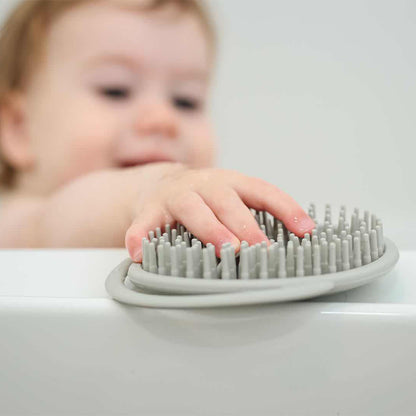 Silicone Shampoo Brush | Haakaa.